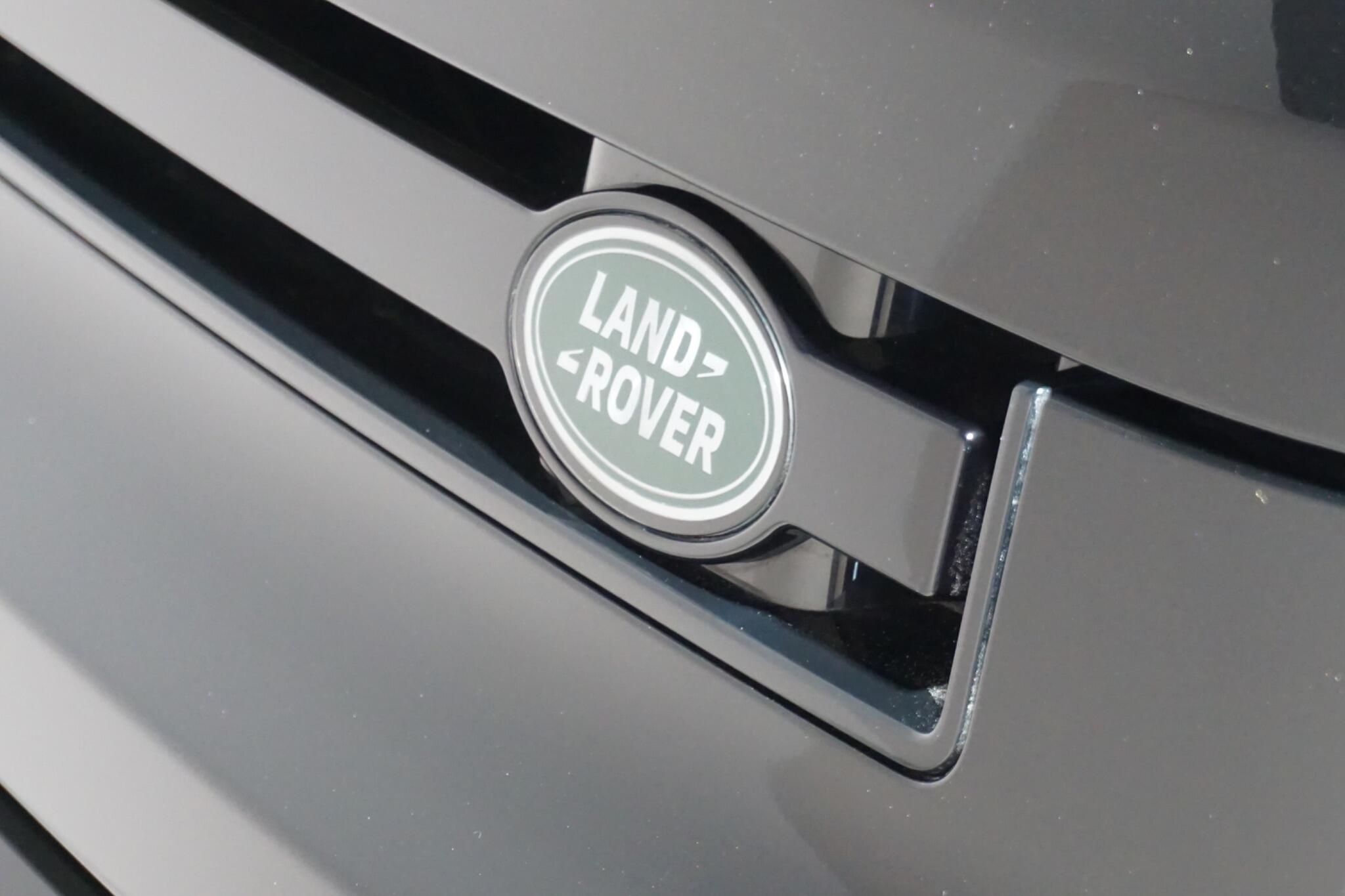 Land Rover Defender 110 3.0 D350 MHEV X-Dynamic HSE SUV 5dr Diesel Auto 4WD Euro 6 (s/s) (350 ps)